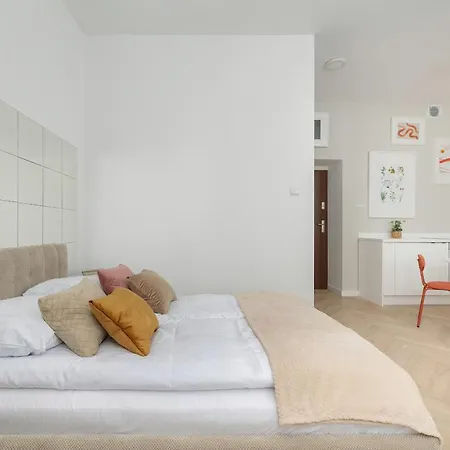 Bright Studio In The Centre Of Katowice Opolska By Noclegi Renters Exteriér fotografie
